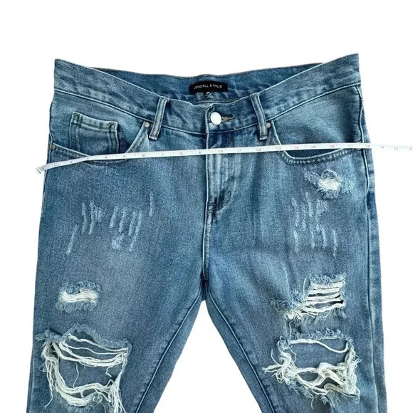 Kendall & Kylie Light Blue Distressed Boyfriend Jeans denim, 3 quarter length - Picture 9 of 9